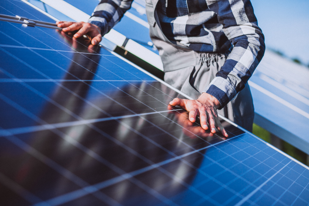 Aerotermia con energía solar fotovoltaica